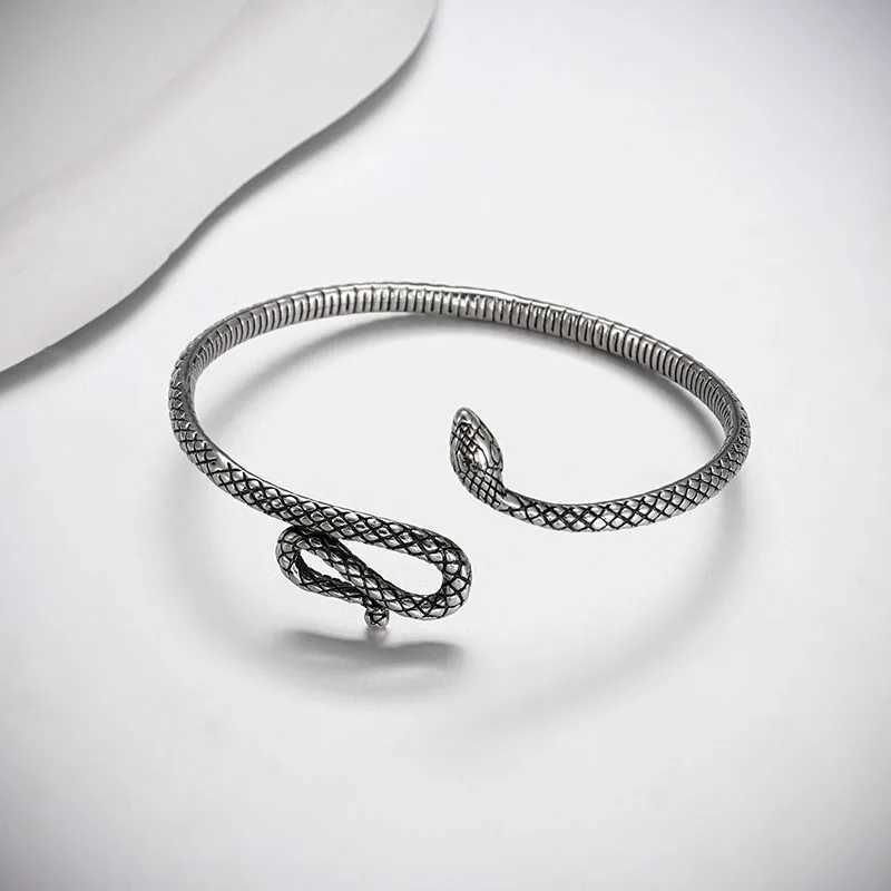 Vintage Fashion La Opens Adjustable Snake Bracelet with Totem Texture Animal BraceletXJ250315