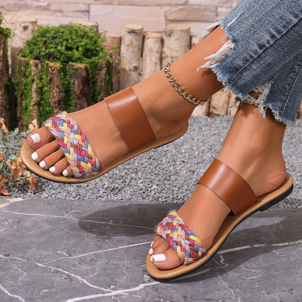 Stylish Female Casual Slippers - Durable Flat Sneakers Ideal for Everyday Wear