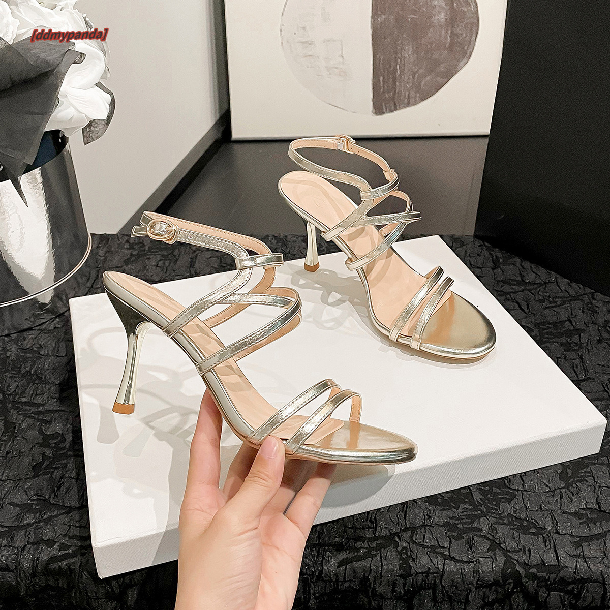 French slim heeled sandals for women in the summer of 2025, fashionable new style hollowed out gold cross tie and pointed toe high heels with exposed 
