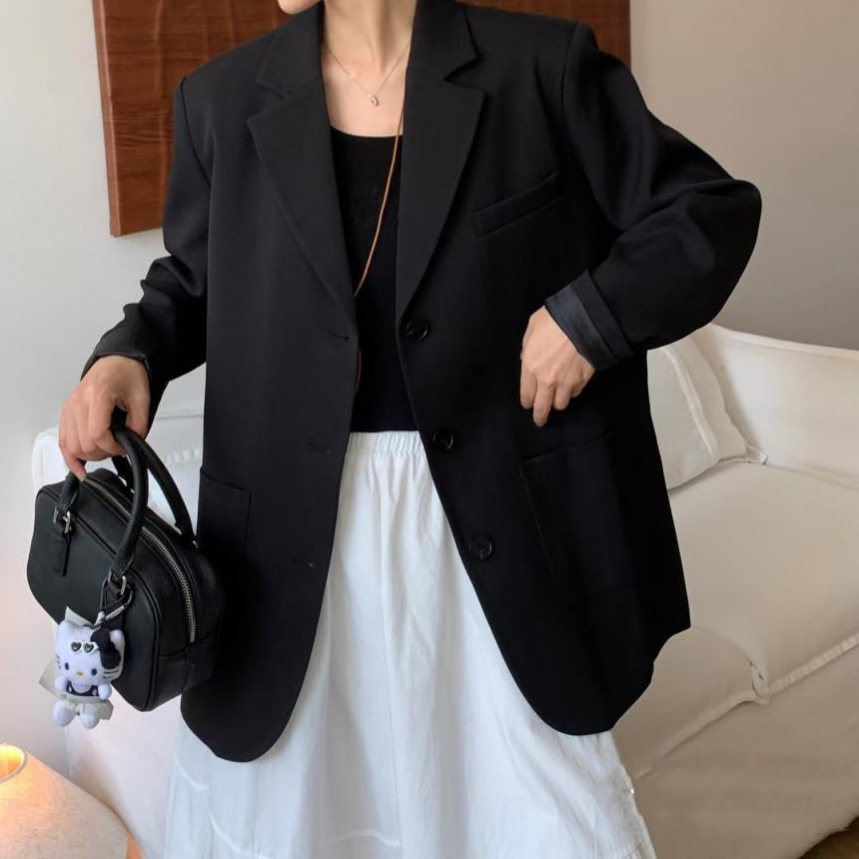 K313Spring/Autumn Commuting Outfit in Hong Kong Style - Sleek Gray and Black Design 2025