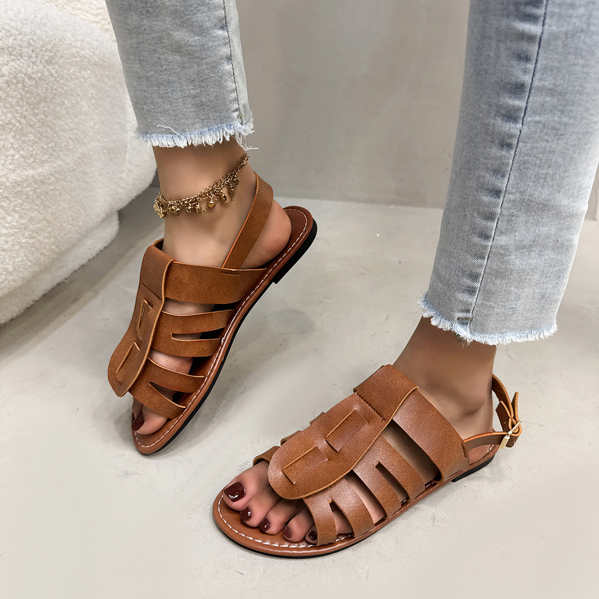 Women's Stylish Open-Toe Flat Sandals - Comfortable & Breathable Design for Summer