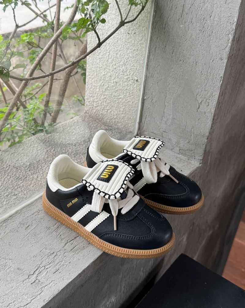 Athletic Outdoor Girls sports shoes 2025 spring and autumn new childrens shoes boys sports shoes medium and large childrens baby soft soled shoesY2503