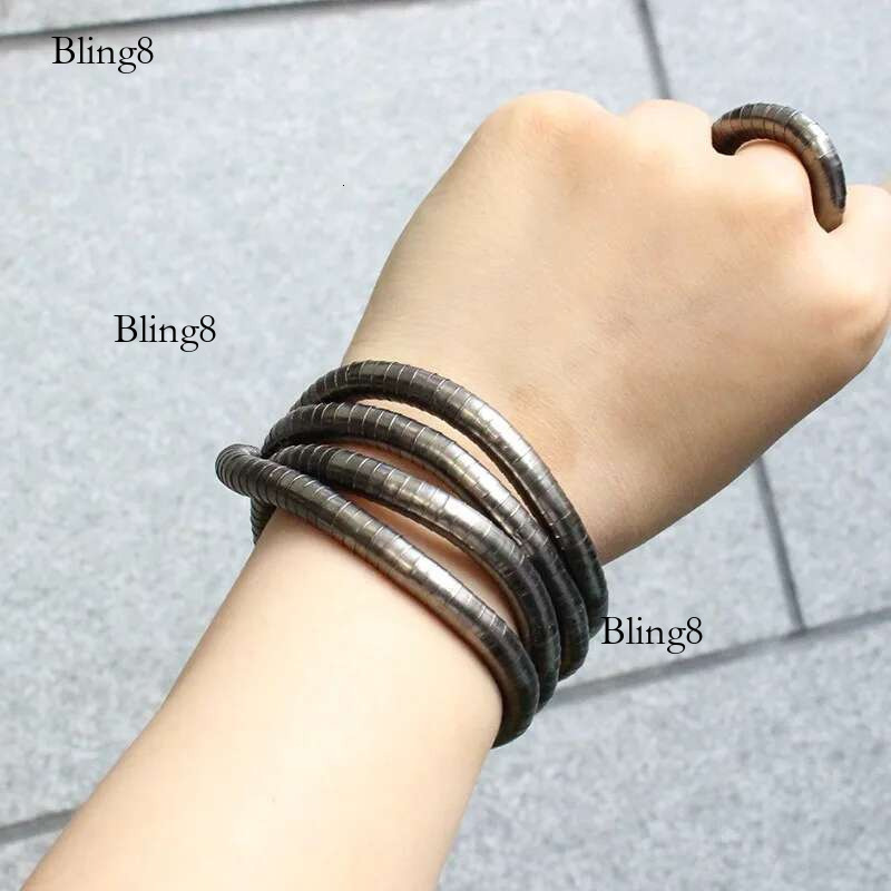 Men and Women Punk Hip-hop Style Snake Necklace Collarbone Bracelet Personalised Twistable Adjustable Snakebone Chain