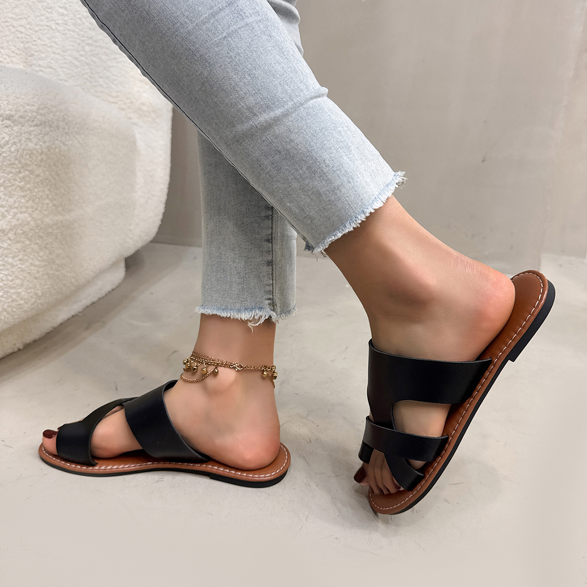 Casual Women's Open-Toe Shoes - Breathable & Versatile Flat Sandals