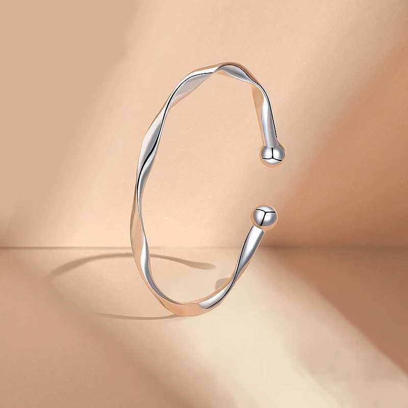 Vintage Cuff Bracelet Womens Open Bracelet Minimalist Twisted Bracelet Jewelry Mom Wife Girl Birthday GiftXJ250315