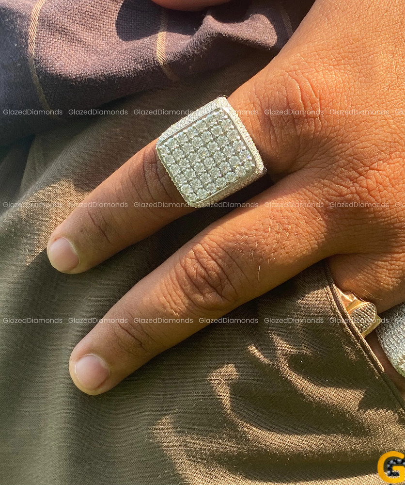 Sparkling Mens Finger Hip Hop Ring in 925 Sterling Silver and Iced Out by Round Brilliant Cut Moissanite Diamond in VVS Clarity
