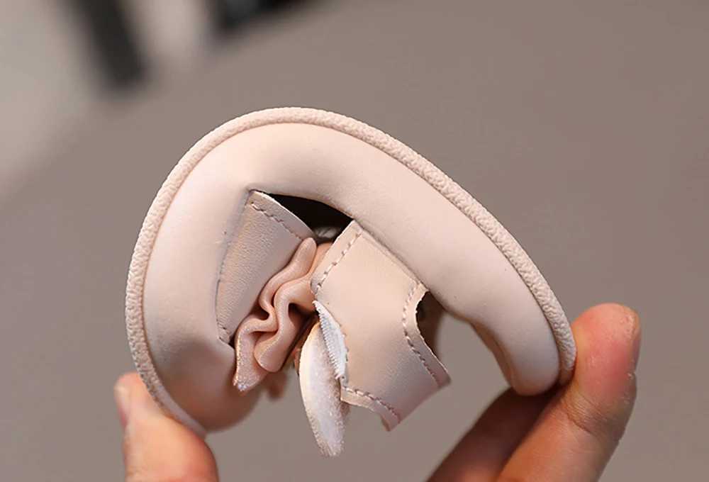Korean style childrens sandals suitable for cute bunny baby girls sandals PU leather ergonomic newborn baby walking shoes summerT250315