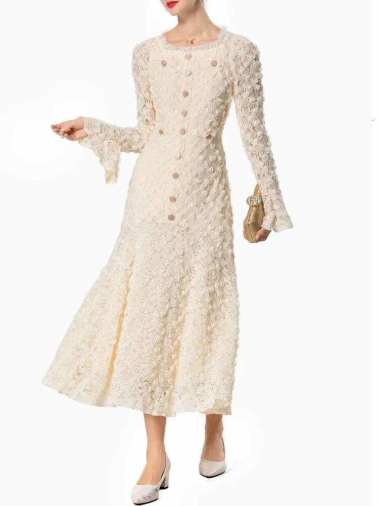 QMQA Fashion Women's Elegant Dresses Three-Dimensional Ral Square Collar Long Sleeved Princess Style Dress Autumn New 1A232