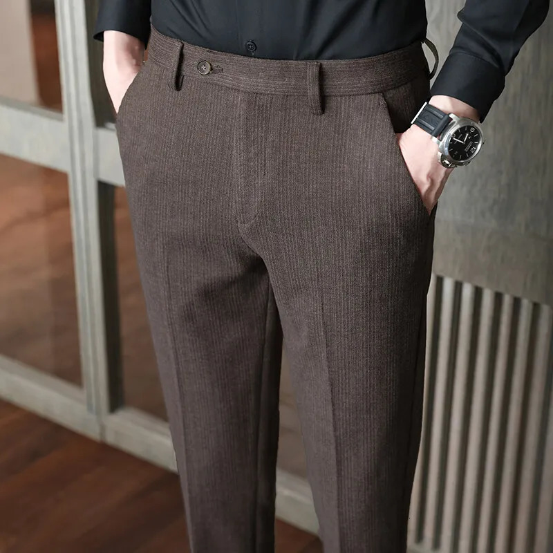 Autumn and Winter Wheat Grain Woolen Thick Khaki Trousers for Men Coffee Color Fashionable Versatile Mens Casual Pants 250313