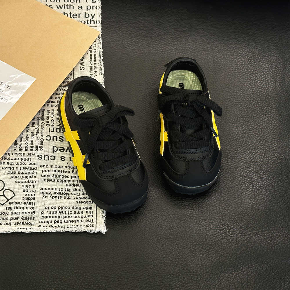 Athletic Outdoor Childrens Forrest Gump Shoes 2025 Autumn Edition Childrens Shoes Girls Sports Shoes Childrens Silver Board Shoes Mens Baby Soft BottY