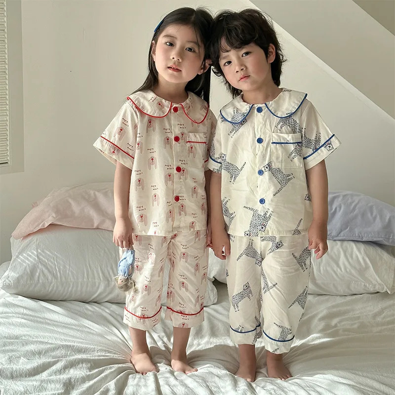 Korean Summer Kids Girls Sleepwears Set Cotton Thin Cartoon Full Printed Tops Cropped Pants Suit Children Girls Pajamas 250314