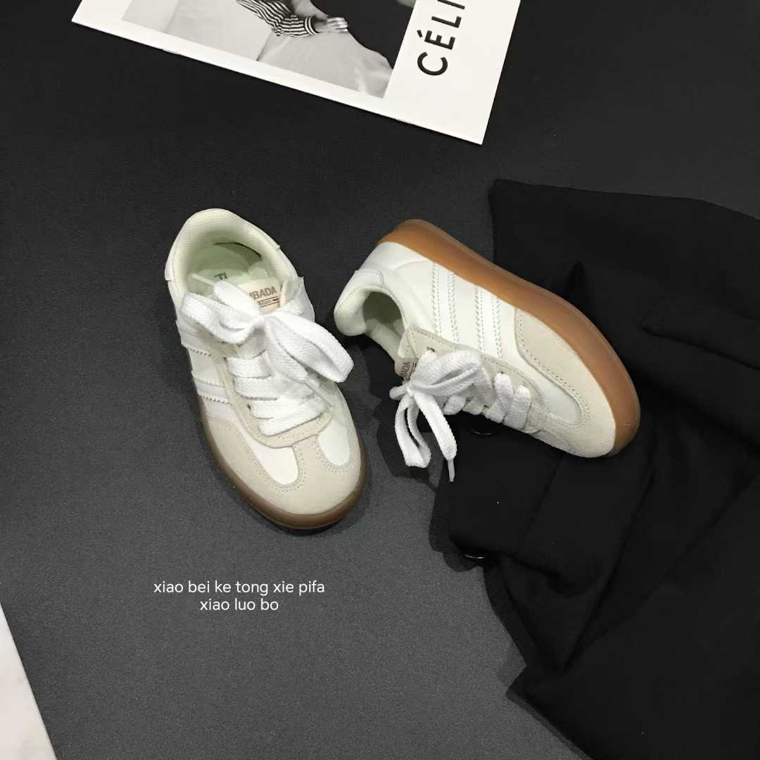 Athletic Outdoor Childrens shoes boys suede candy colored comfortable training shoes 2025 autumn new style girls and students fashionable sports boaY2