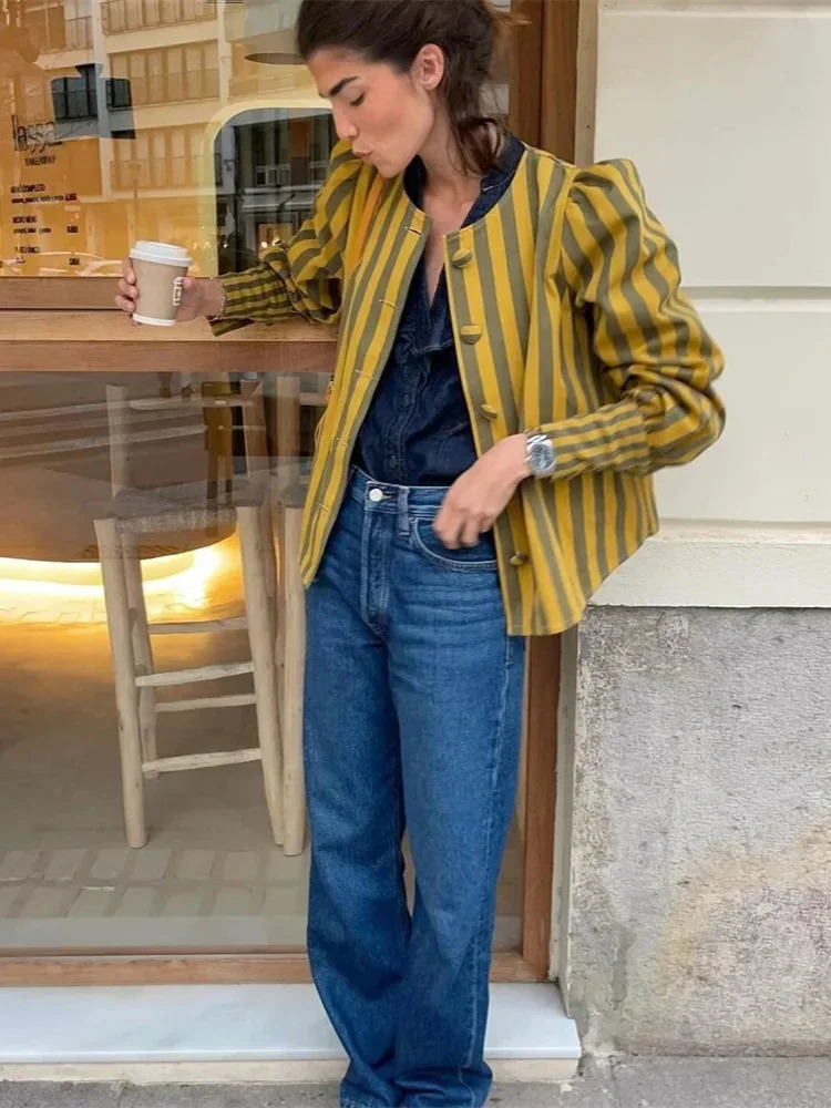 ZBZA Womens Loose Striped Shirt Simple Pleated Crew Neck Single Breasted Long Sleeves Casual Top Spring Summer Chic Shirt 250310
