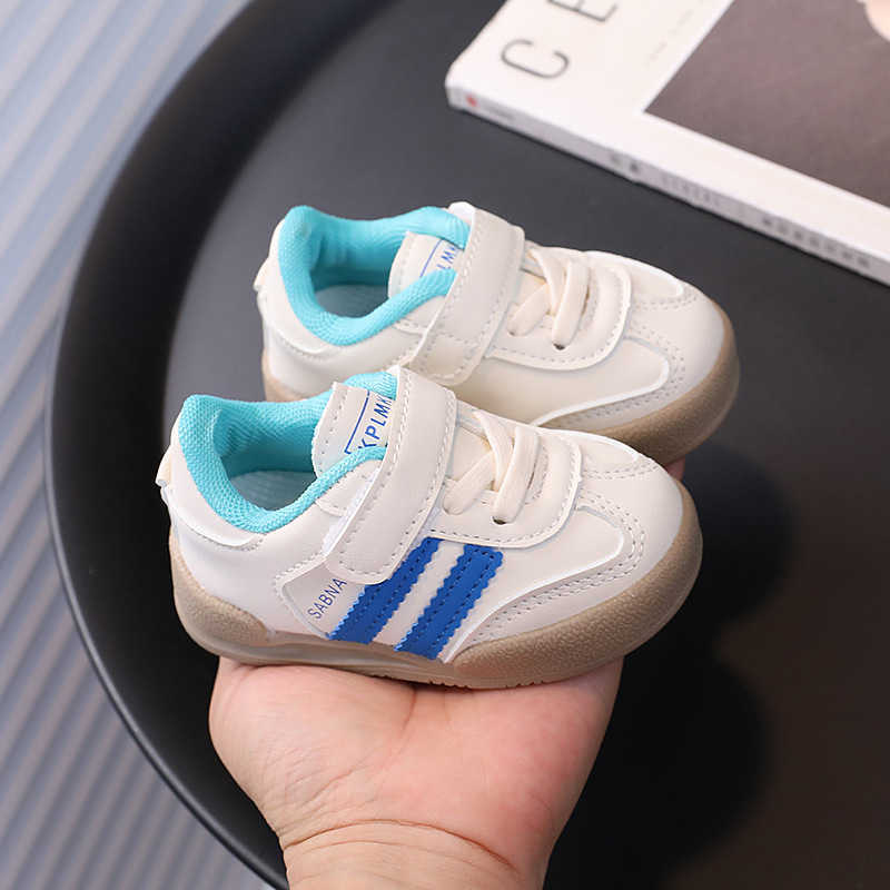 Athletic Outdoor 2025 autumn new baby shoes versatile board shoes for boys and girls German training shoes soft soled anti slip baby walking shoesY250