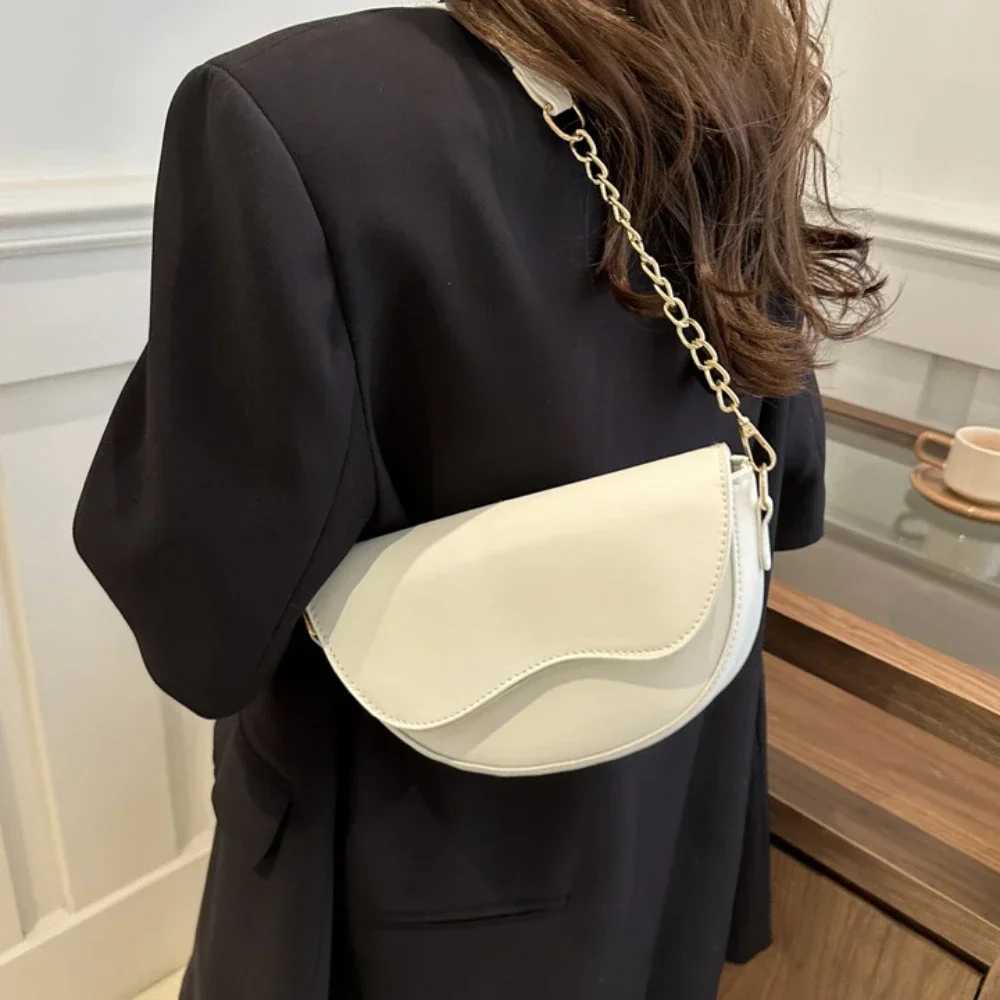 Fashion shoulder strap shoulder bag casual solid PU leather Versatile Crossbody Bags for Women Festival Gift Crossbody Bags 2024 Y250315