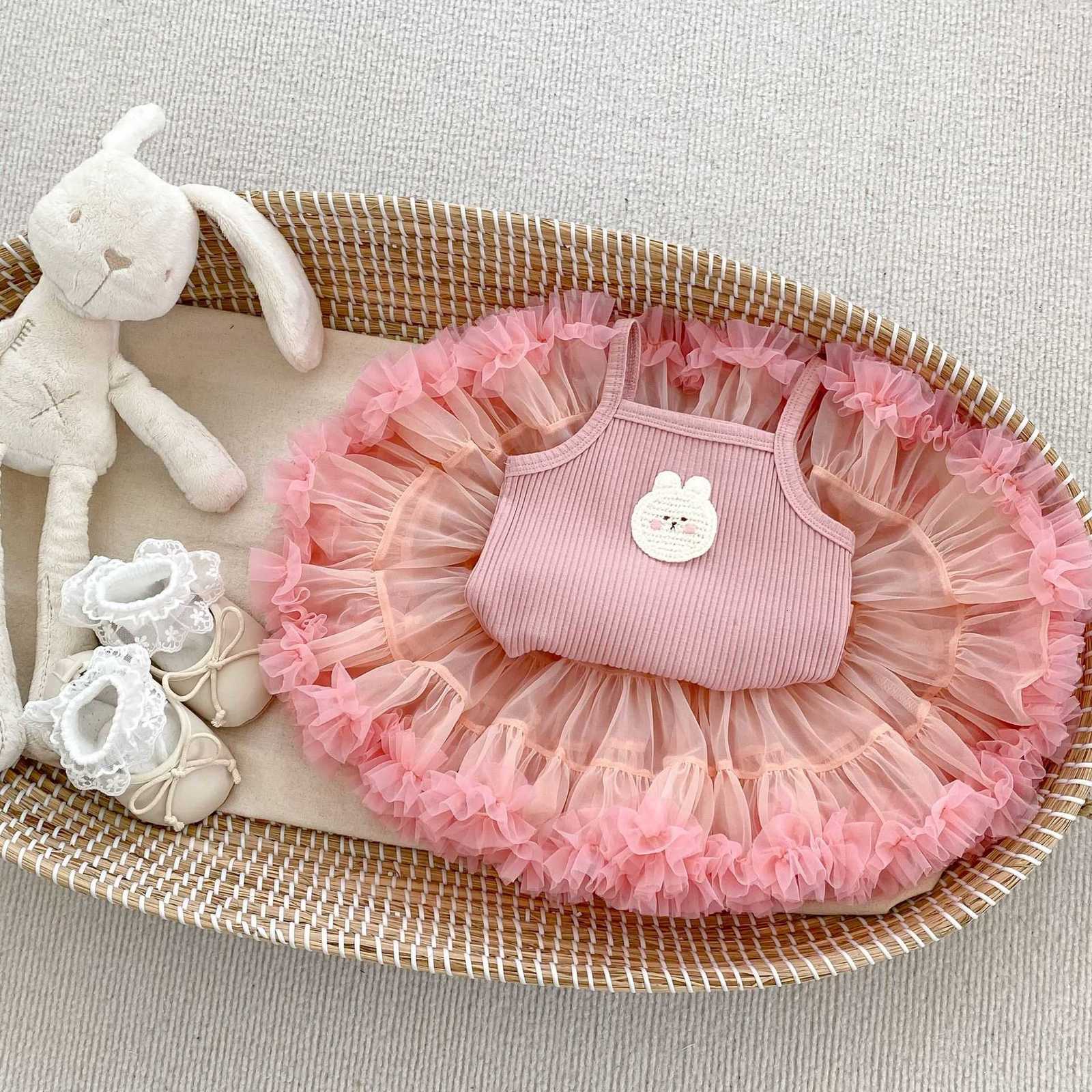Girl's Dresses Ins summer girl baby half skirt set cute little camisole top+mesh fluffy cake skirt two-piece set
