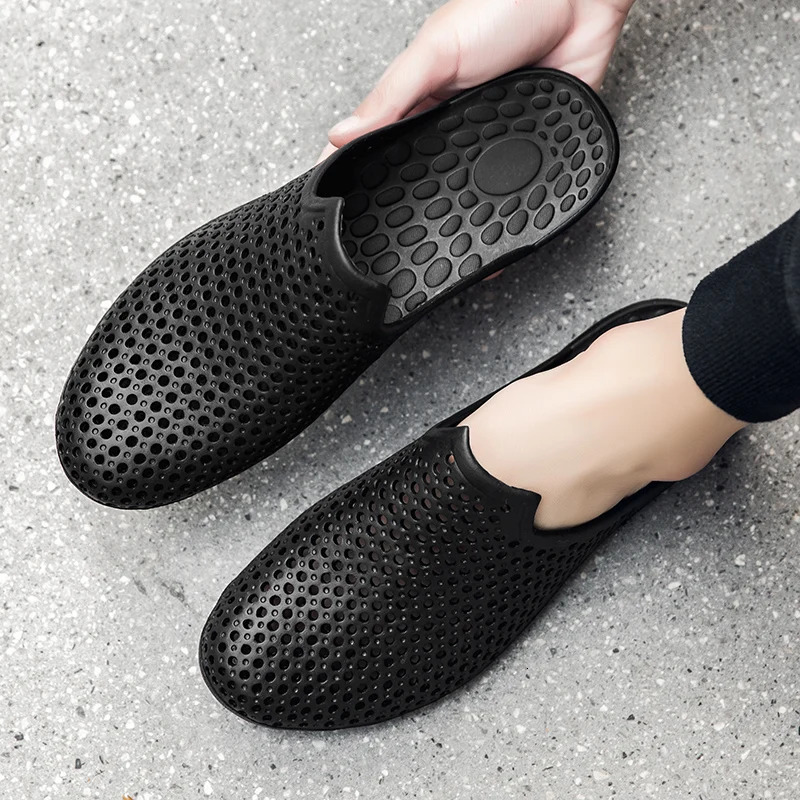 Mens half slippers non-slip outer wear wear-resistant mens slippers beach sandals and slippers home slippers 250314