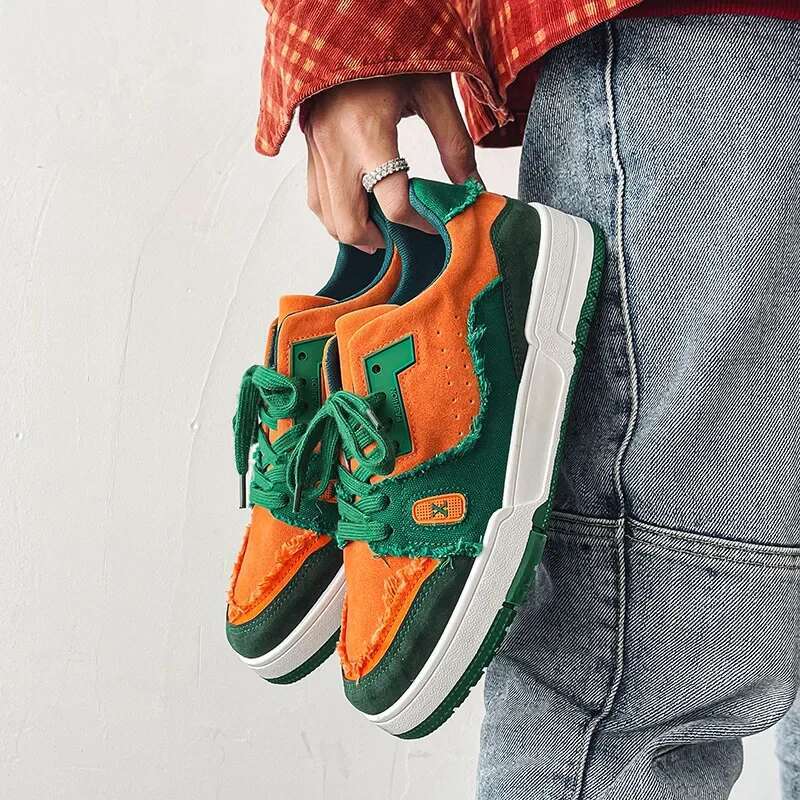 2025 new sports fashion personalized men's shoes designer trend fashion hot selling color matching soft soled shoes fashion student casual shoes1