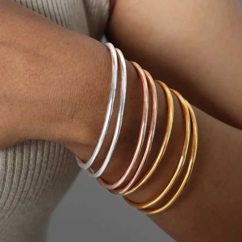 Simple Round equipment Womens Stainless Steel Bracelet Girlfriend Gift Italian Bracelet Accries Girl Gift Hot SellingXJ250315