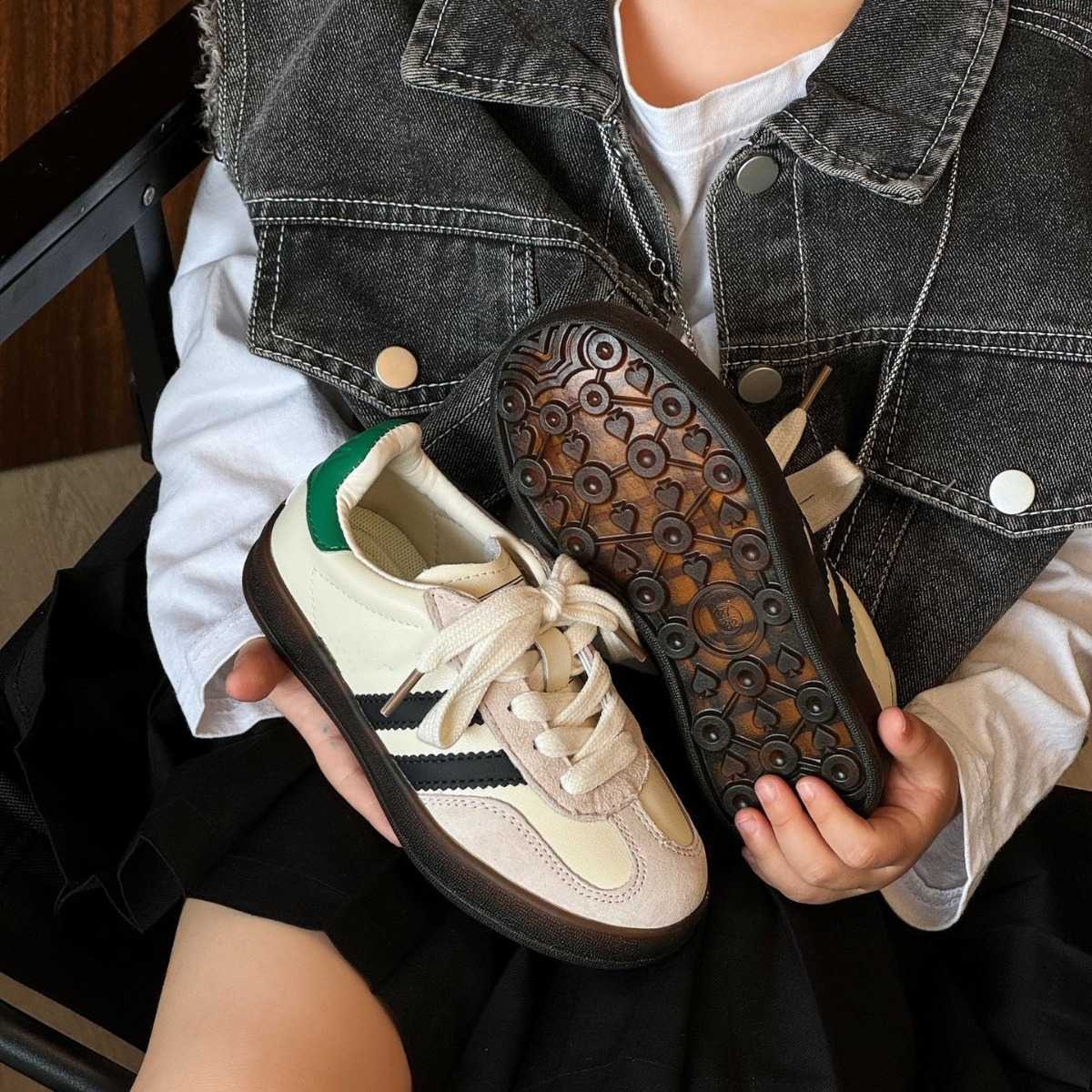 Athletic Outdoor Childrens shoes stylish and personalized comfortable board shoes for boys 2025 autumn collection versatile sports shoes for girls aY2