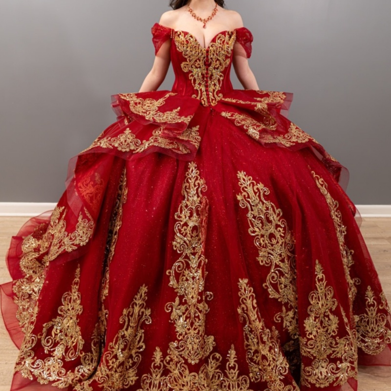 Red Shiny Off Shoulder Quinceanera Dresses Gold Applique Lace Beads Tull Corset Party Birthday Sweet 16 Dress Vestidos 15 de anos