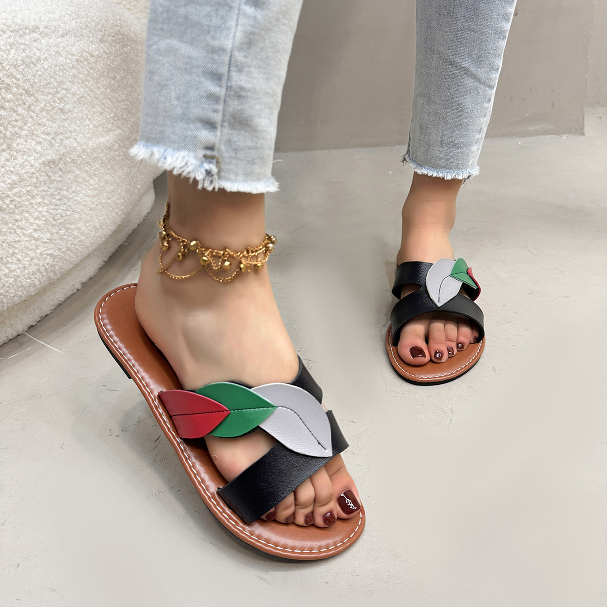 Stylish Women's Flats - Breathable Open-Toe Sandals Perfect for Warm Weather