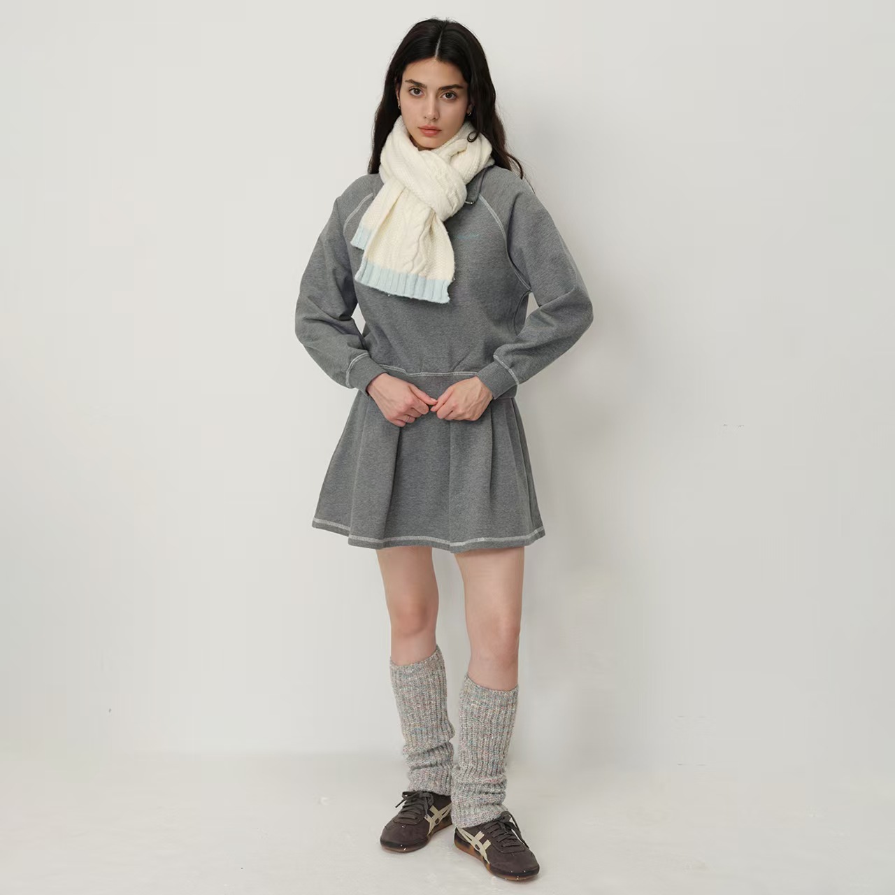 K129 New style atmosphere autumn and winter warm wool blended two-color twist texture knitted neck scarf versatile women