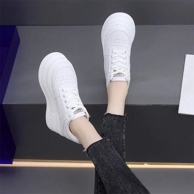 Womens sports shoes Spring Fashion 10CM highly enhanced leather casual shoes white wedge platform shoes Tenis De Mujer 250310