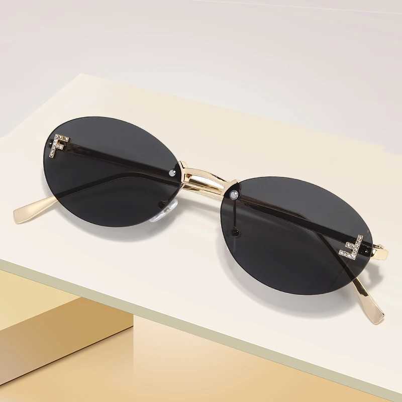 1PC Riml round frame womens diamond-encrusted metal fashion sunglasses Outdoor holiday street photo glasses W250315