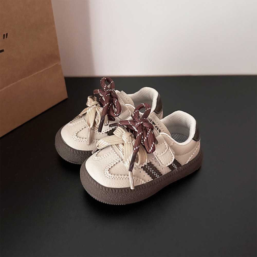 Athletic Outdoor Baby shoes girls board shoes spring and autumn new styles boys Velcro sports shoes soft soled walking shoes for children aged 1-2Y250