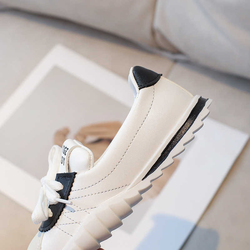 Athletic Outdoor Girl Forrest Gump 2025 Spring and Autumn New Korean Edition Middle and Large Childrens Soft soled Legged Sports Shoes Boys Versatile 