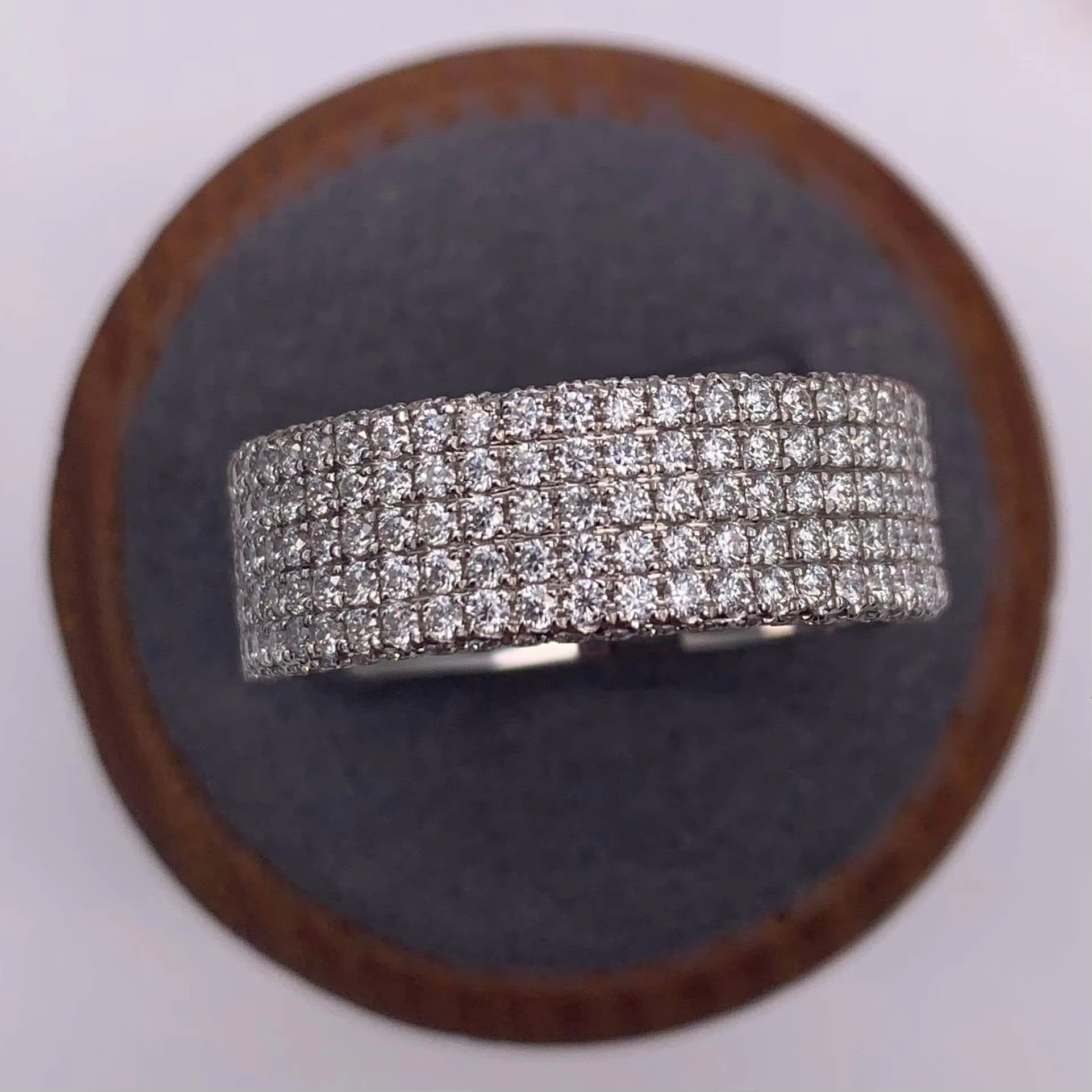 Band Ring Moissanite Diamond Fine Sterling Silver Hip-Hop Style Wedding Gift Unisex Twilight Bella Celebrity