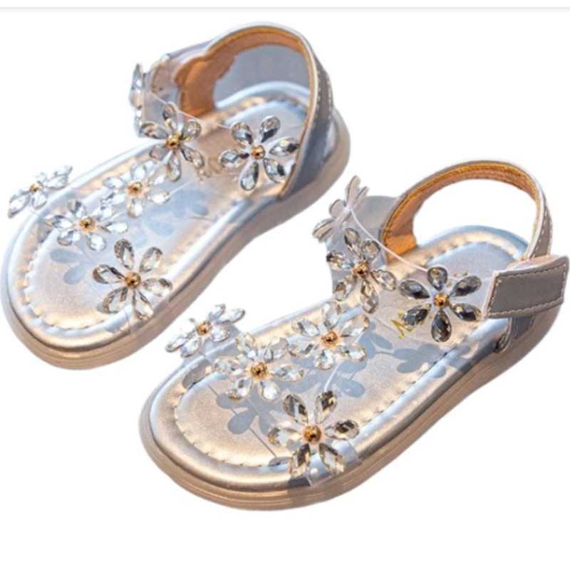 2024 Summer Girls Sandals Flower Crystal Princess Shoes Childrens Fashion Rhinestone Beach Shoes Childrens Anti slip Ankle Strap ShoesT250315