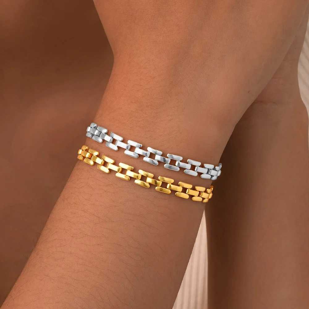 Square Hollow Link Chain Bracelet for Women Brand Style Stainls Steel Hypoallergenic Minimalist JewelryXJ250315