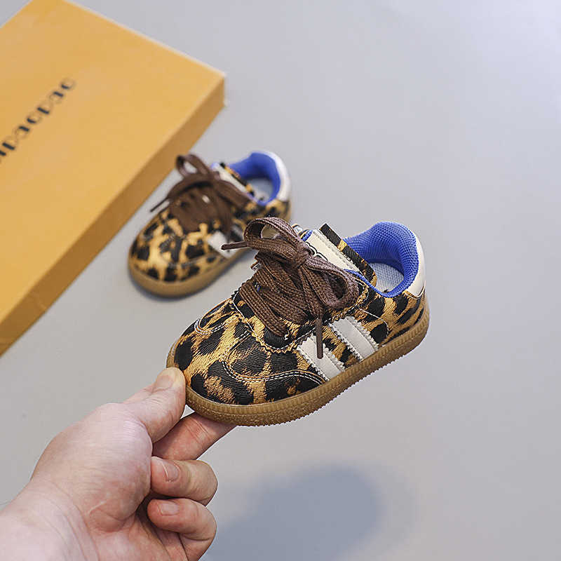 Athletic Outdoor Korean version of German training shoes for boys and girls baby board shoes versatile and comfortable leopard print childrens walkinY