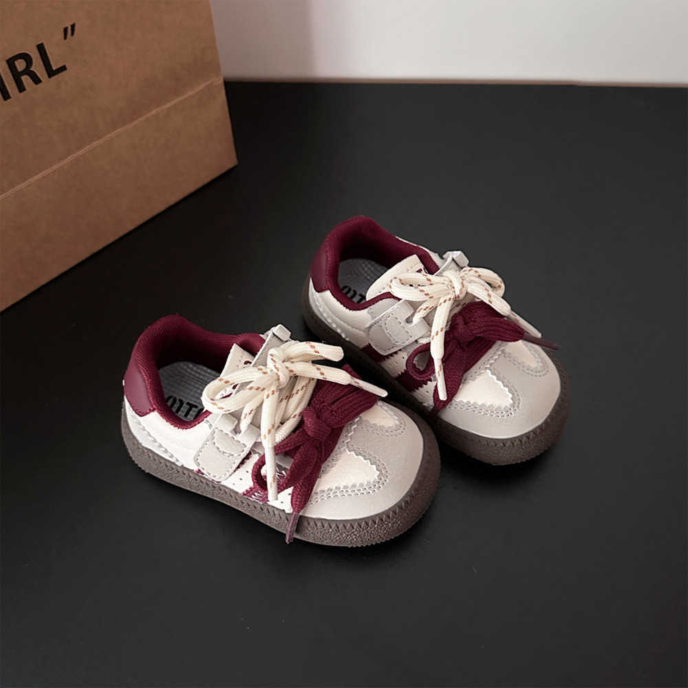 Athletic Outdoor Baby shoes girls board shoes spring and autumn new styles boys Velcro sports shoes soft soled walking shoes for children aged 1-2Y250