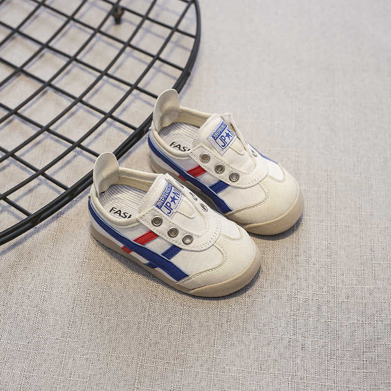 Athletic Outdoor 2025 new fashionable girls white shoes with soft soles breathable childrens canvas shoes boys trendy baby casual board shoesY250314Z6
