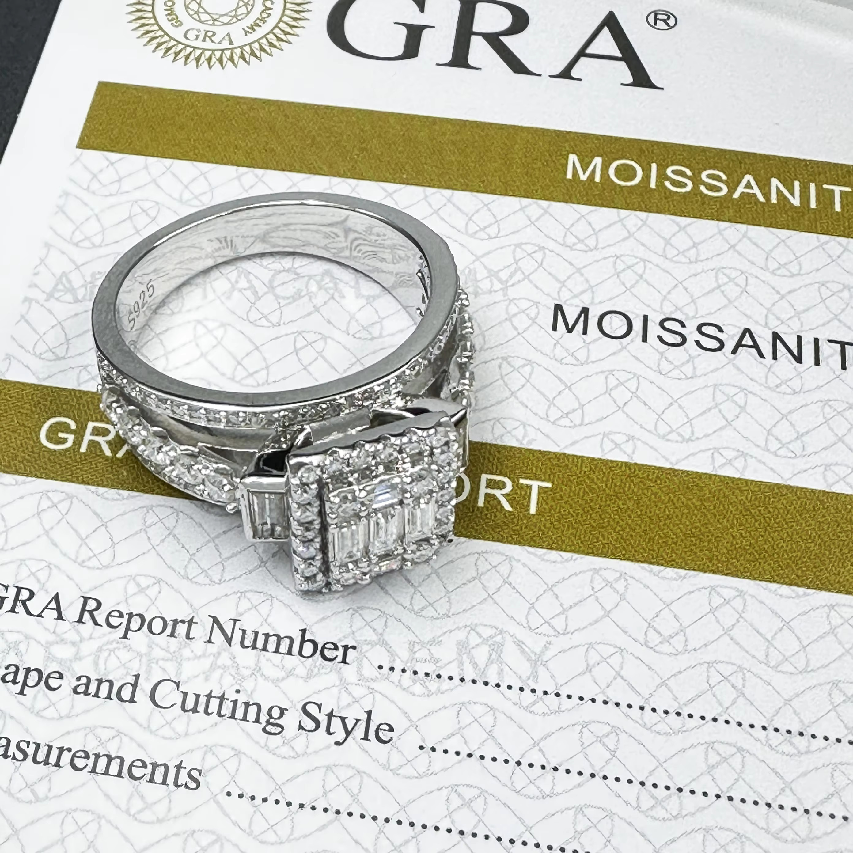 High Quality Custom 925 Sterling Silver Engagement Ring Baguette Cut Moissanite Gold Plated Finger Ring for Women Fine Jewelry
