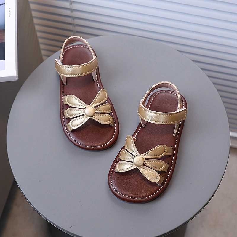Preschool girl sandals hollow solid color flower Pu leather childrens slider open toe light sweet hook loop summer childrens shoesT250315