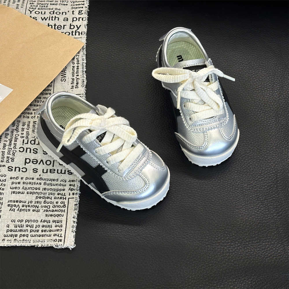 Athletic Outdoor Childrens Forrest Gump Shoes 2025 Autumn Edition Childrens Shoes Girls Sports Shoes Childrens Silver Board Shoes Mens Baby Soft BottY