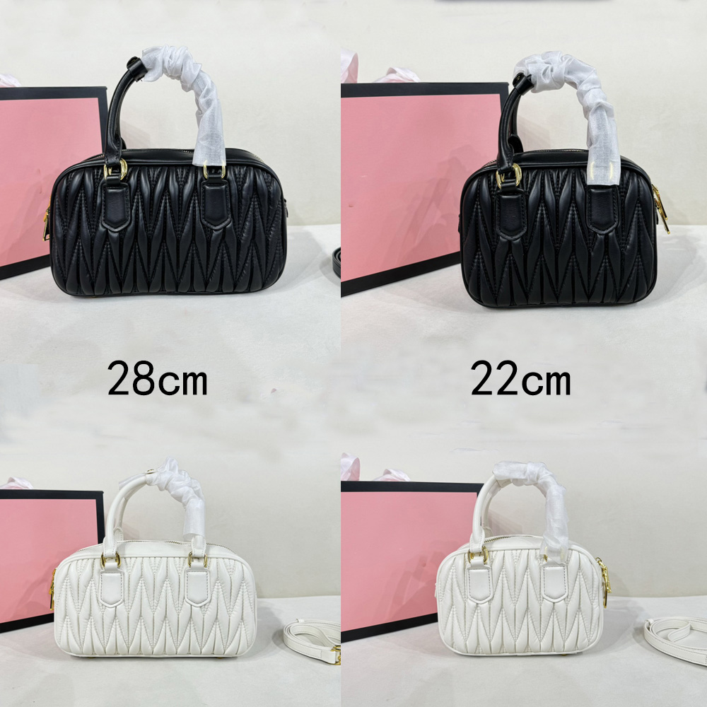 Designer Shoulder Bags Hobo folded underarm bowling bag Wander Shoulder Matelasse Tote bag Leather Top Handle Mini Cross Body Clutch Handbag Half Moon Bags