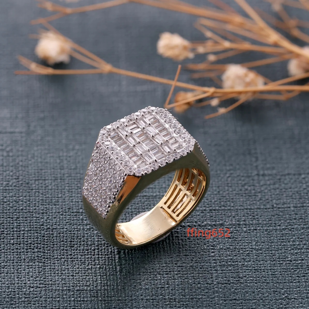 Luxury Hip Hop Moissanite Diamond Rings with Shiny Stones and Trendy Designs Perfect for Streetwear Jewelry