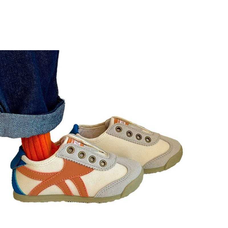 Athletic Outdoor Childrens canvas 2025 spring new style for boys and girls soft soled comfortable casual board kindergarten indoor shoes C260130