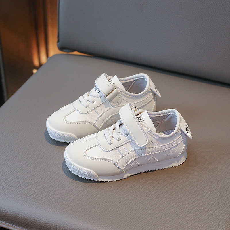 Athletic Outdoor Childrens soft leather casual shoes 2025 Spring and Autumn new item lightweight casual sports shoes for boys and girls board shoes st