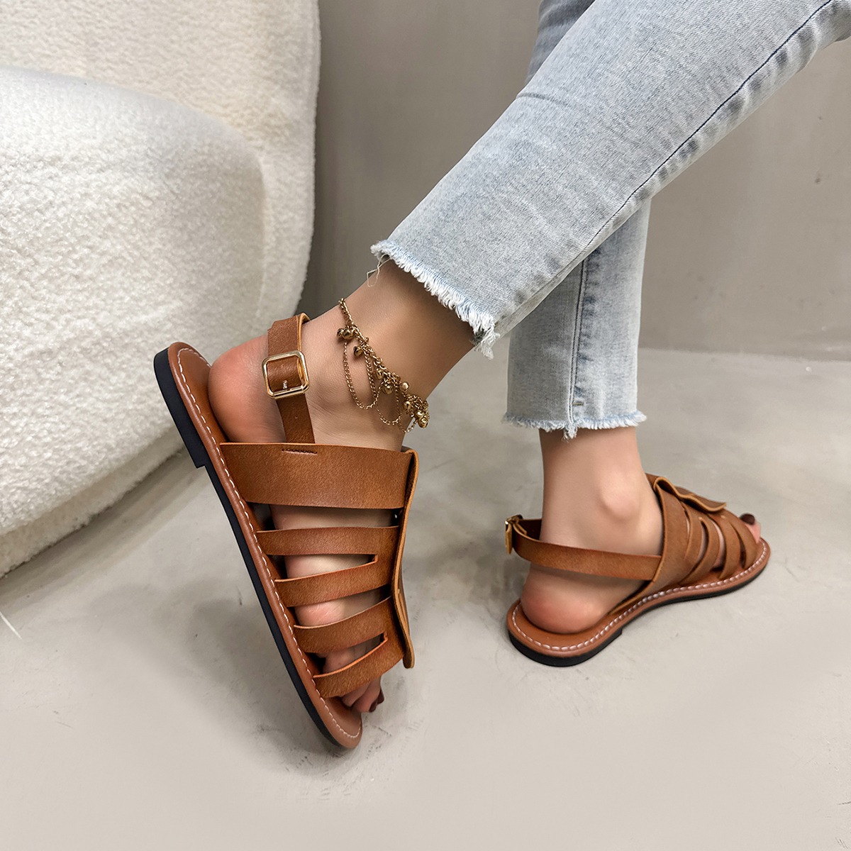 Women's Stylish Open-Toe Flat Sandals - Comfortable & Breathable Design for Summer