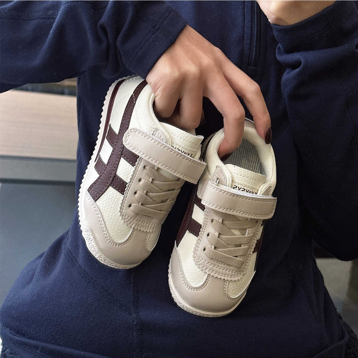 Athletic Outdoor Childrens Forrest Gump shoes for spring and autumn boys and girls sports shoes baby soft soled walking shoes medium and large childre