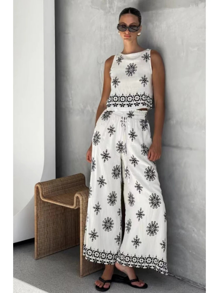Bohemia Floral Print Loose Long Pants Set Women Casual Oneck Sleeveless TopsWide Leg Two Piece Sets Summer Beach Outfits 250313