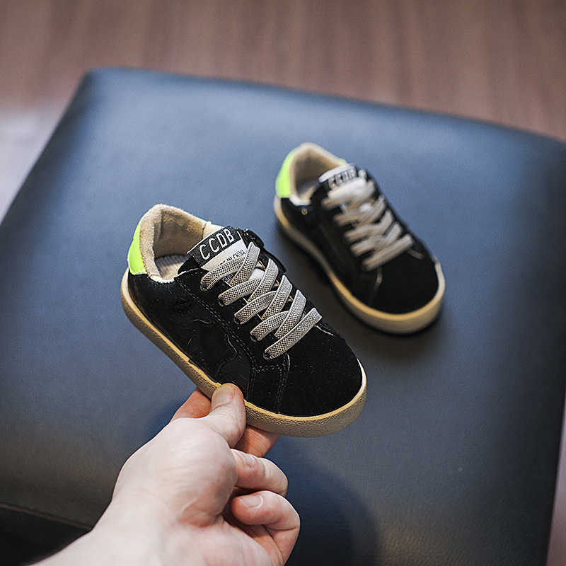Athletic Outdoor Korean version baby walking shoes comfortable and lightweight star shaped board shoes for boys and girls spring and autumn new versat