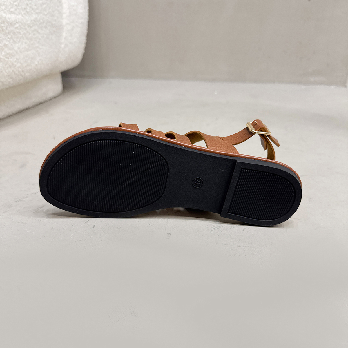 Women's Stylish Open-Toe Flat Sandals - Comfortable & Breathable Design for Summer
