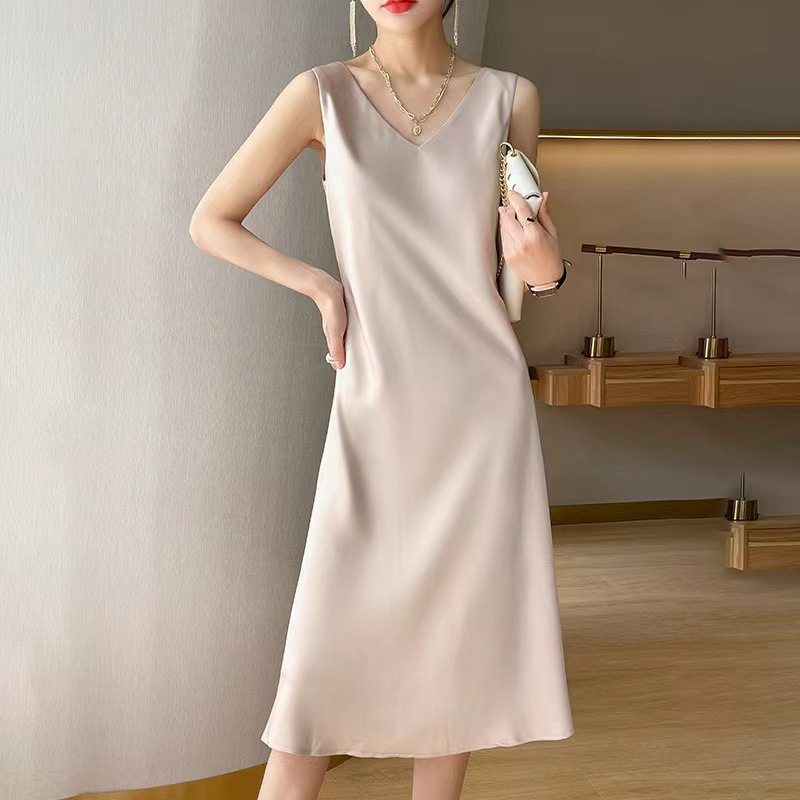 X322523 New sleeveless dress for women 2025 new satin long over knee summer inner wear large size